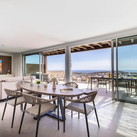 Kaiman 33 By Villagrancanaria